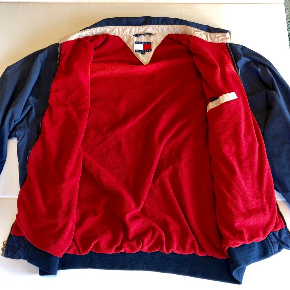 Tommy Hilfiger size L/XL jacket late 90s style